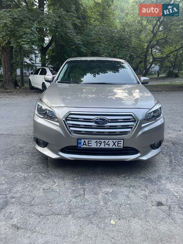 Subaru Legacy 2016