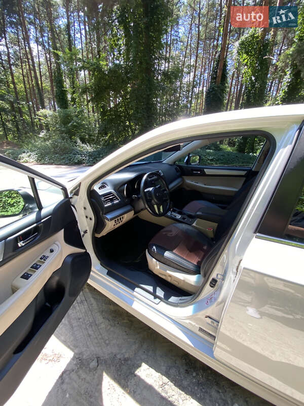 Седан Subaru Legacy 2017 в Вышгороде