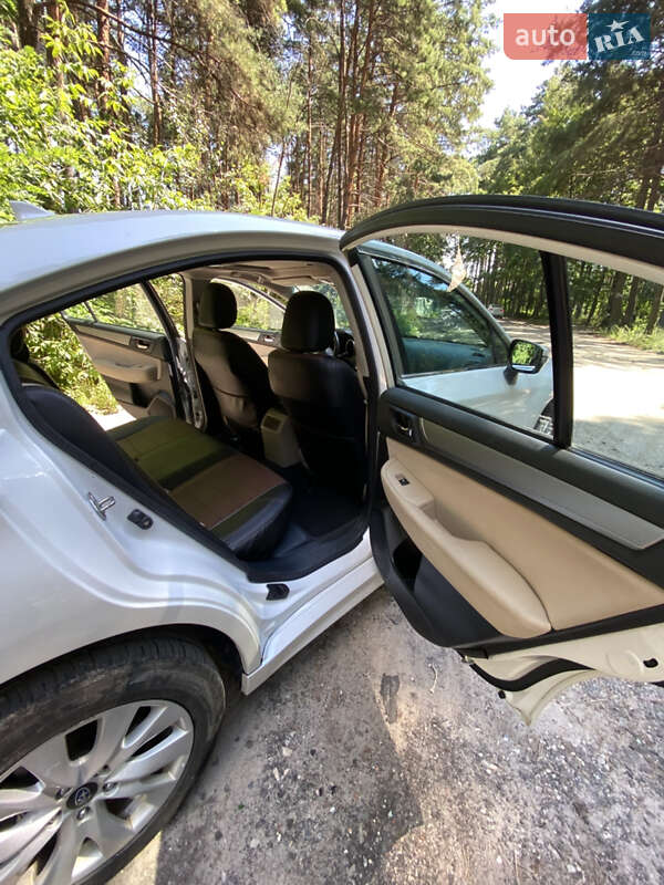 Седан Subaru Legacy 2017 в Вышгороде