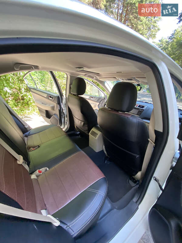 Седан Subaru Legacy 2017 в Вышгороде