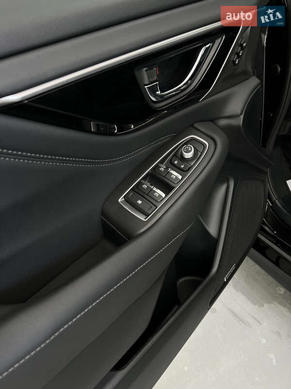 Седан Subaru Legacy 2023 в Львове