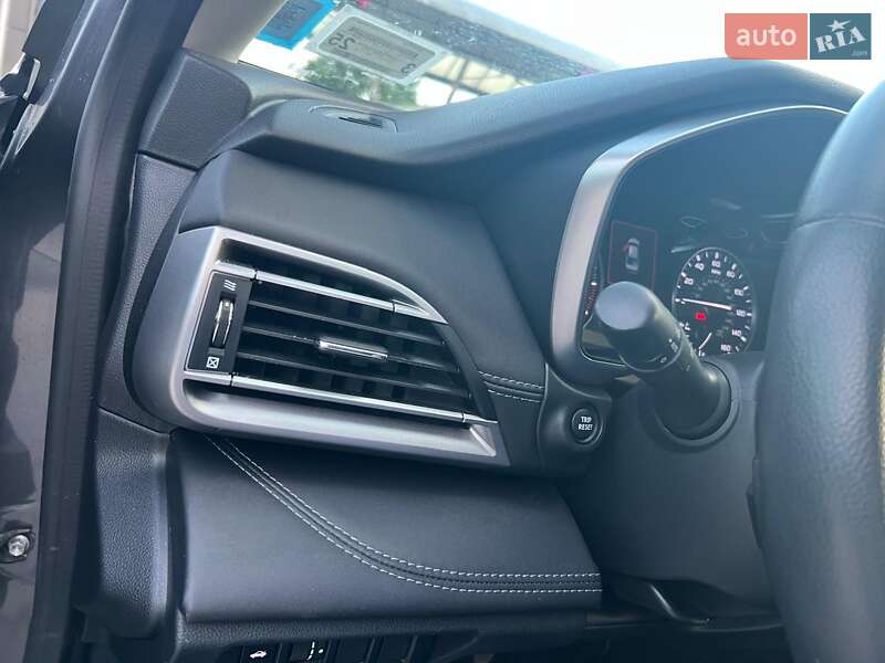 Седан Subaru Legacy 2020 в Тернополе