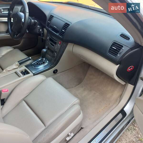 Седан Subaru Legacy 2004 в Харькове