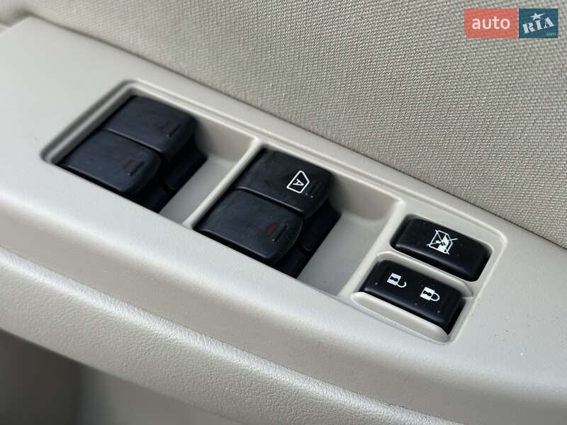 Седан Subaru Legacy 2010 в Киеве фото 28 Седан Subaru Legacy 2010 в Киеве