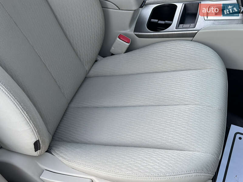 Седан Subaru Legacy 2010 в Киеве фото 40 Седан Subaru Legacy 2010 в Киеве