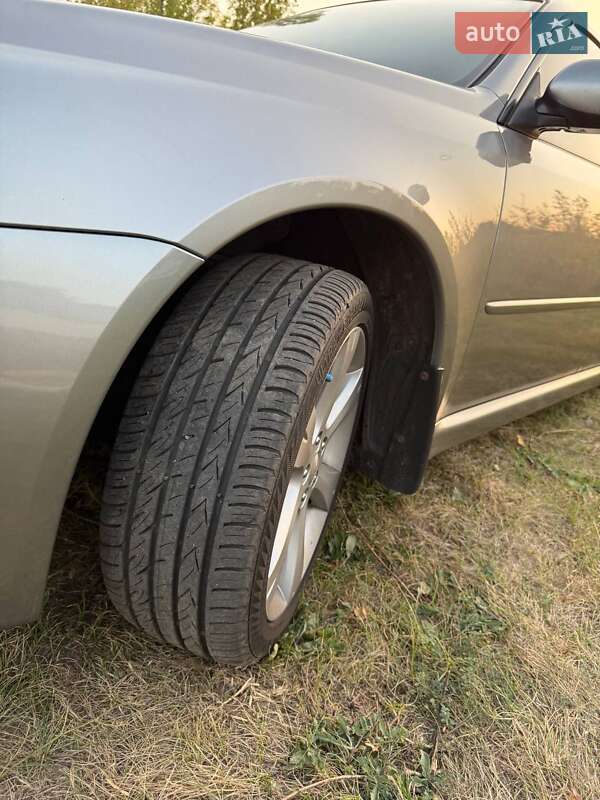 Седан Subaru Legacy 2006 в Харькове