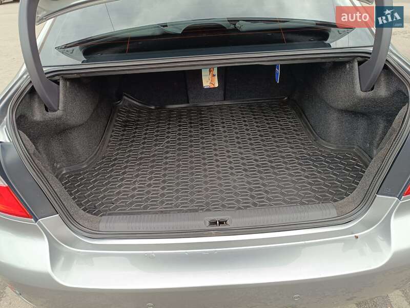 Седан Subaru Legacy 2006 в Харькове