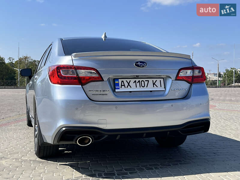 Седан Subaru Legacy 2018 в Харькове