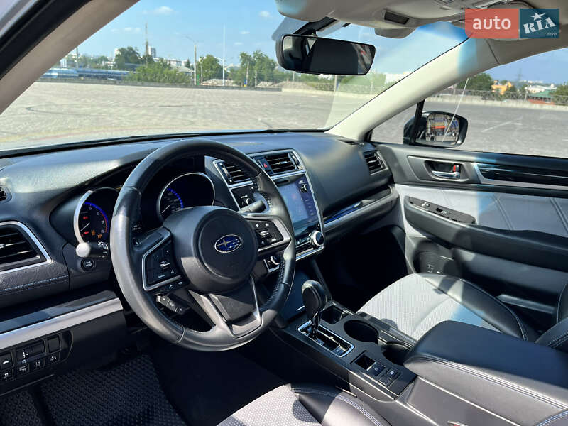 Седан Subaru Legacy 2018 в Харькове