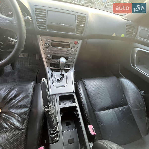 Седан Subaru Legacy 2006 в Днепре
