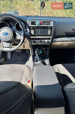 Седан Subaru Legacy 2017 в 