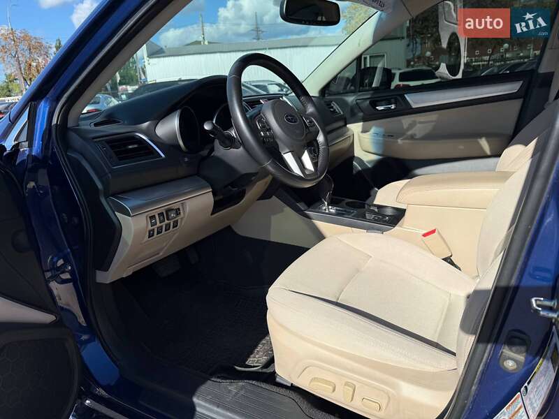 Седан Subaru Legacy 2015 в Киеве