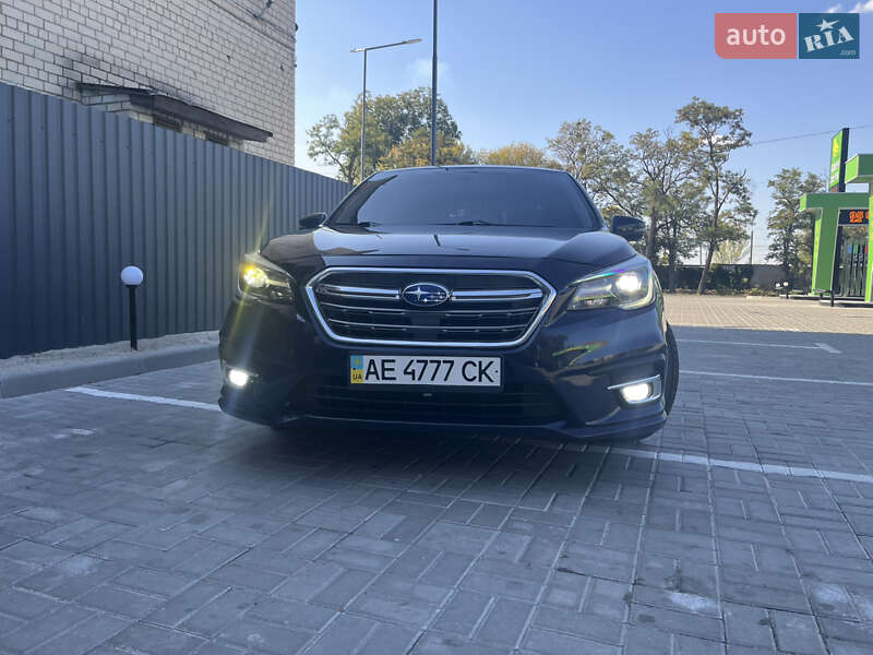 Седан Subaru Legacy 2017 в Днепре