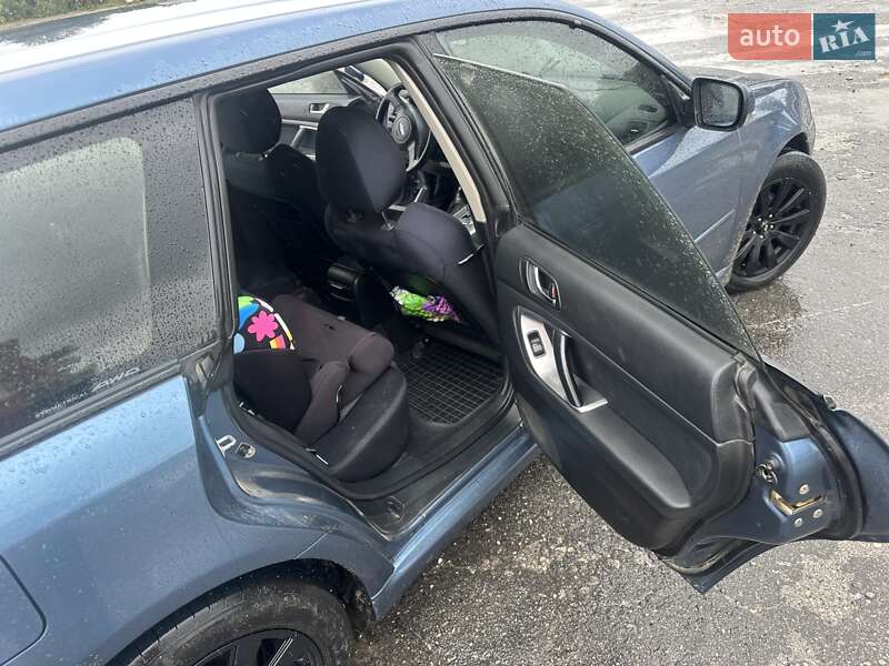 Універсал Subaru Legacy 2005 в Новій Ушиці