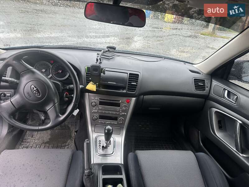 Універсал Subaru Legacy 2005 в Новій Ушиці