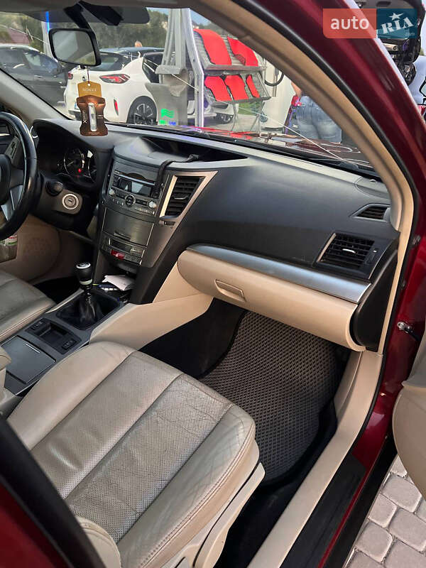 Универсал Subaru Legacy 2011 в Бережанах
