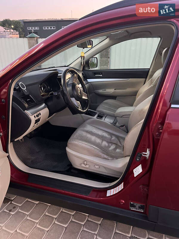 Универсал Subaru Legacy 2011 в Бережанах