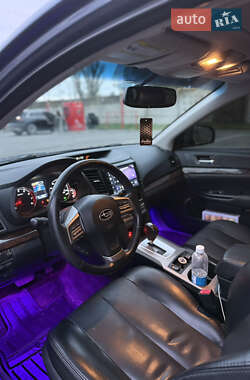 Седан Subaru Legacy 2014 в 