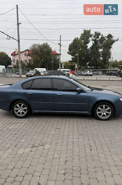 Седан Subaru Legacy 2004 в 