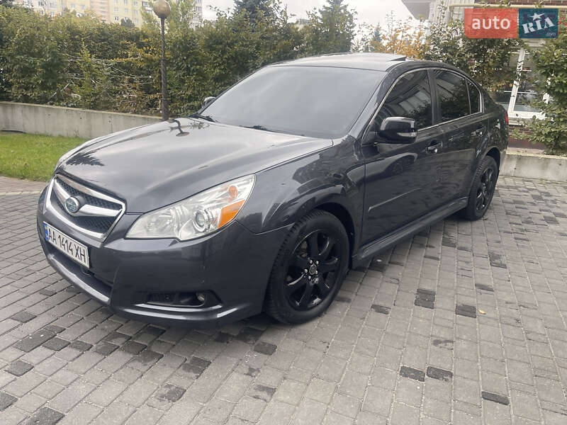 Седан Subaru Legacy 2011 в Киеве