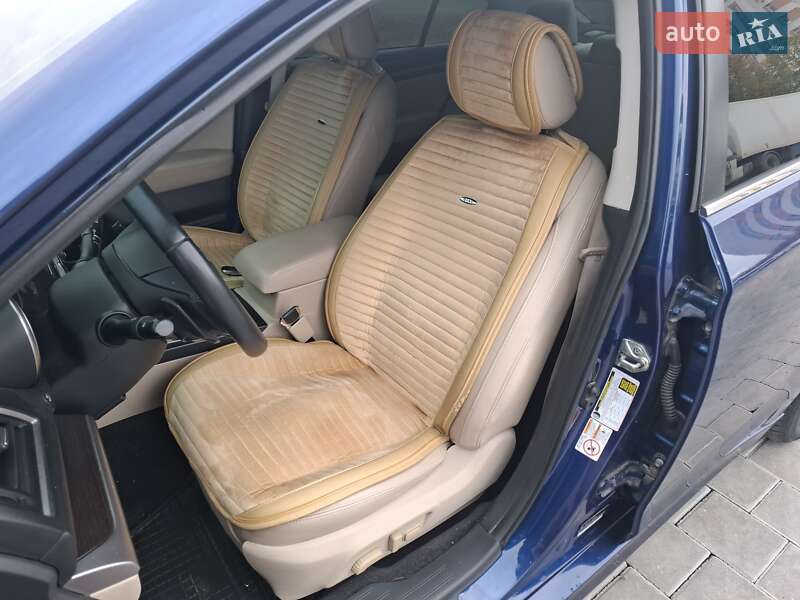 Седан Subaru Legacy 2014 в Черкасах