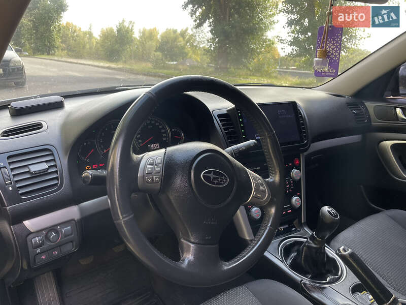 Седан Subaru Legacy 2007 в Днепре
