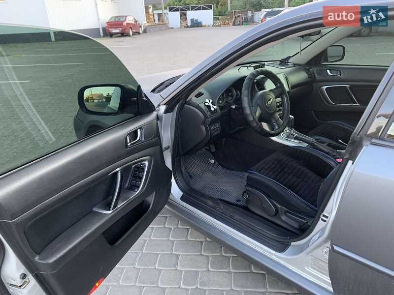 Седан Subaru Legacy 2006 в Кременчуге