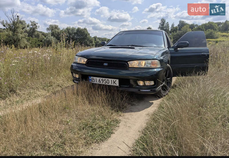 Седан Subaru Legacy 1996 в Лубнах