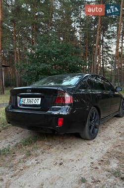 Седан Subaru Legacy 2008 в  фото 4 Седан Subaru Legacy 2008 в
