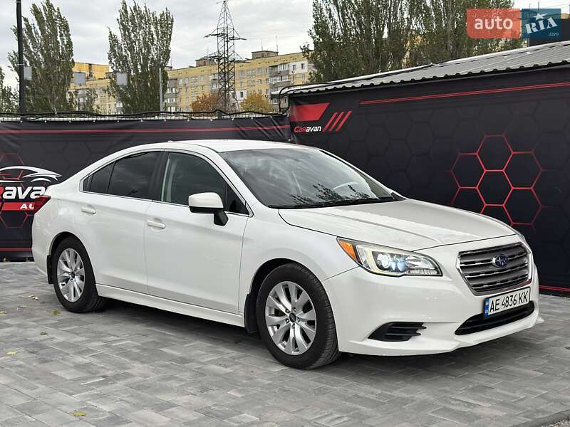 Седан Subaru Legacy 2016 в Днепре