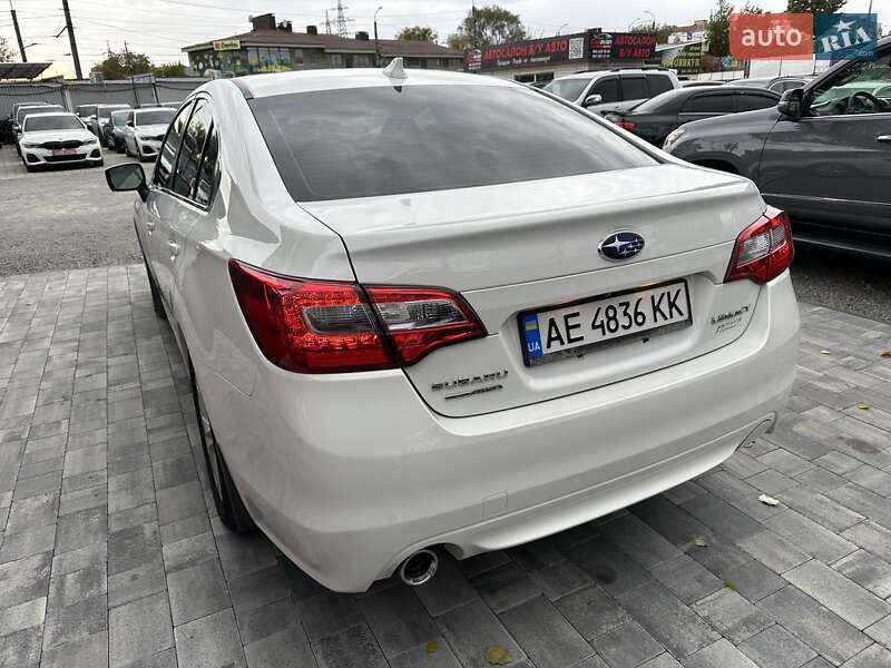 Седан Subaru Legacy 2016 в Днепре