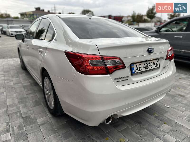 Седан Subaru Legacy 2016 в Днепре