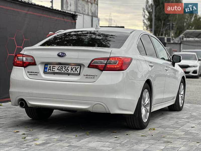 Седан Subaru Legacy 2016 в Днепре