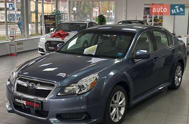 Седан Subaru Legacy 2014 в  фото 7 Седан Subaru Legacy 2014 в