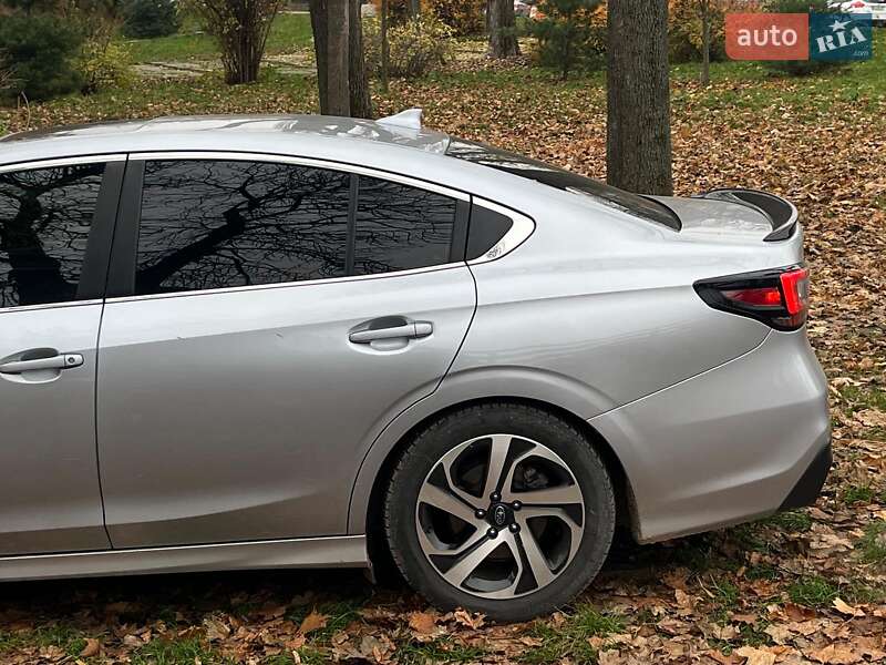 Седан Subaru Legacy 2019 в Киеве