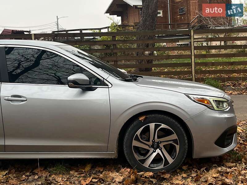 Седан Subaru Legacy 2019 в Киеве