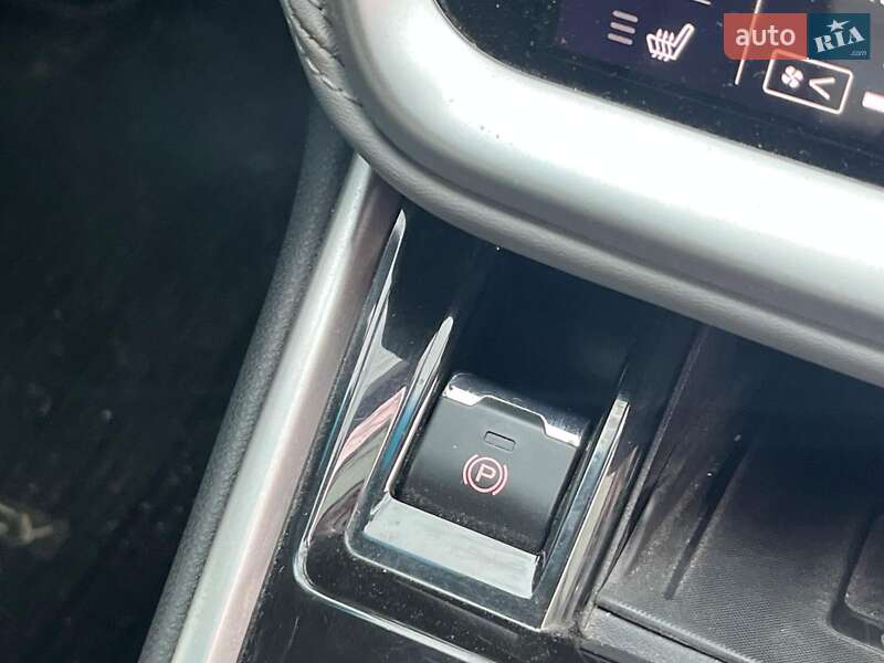 Седан Subaru Legacy 2019 в Киеве