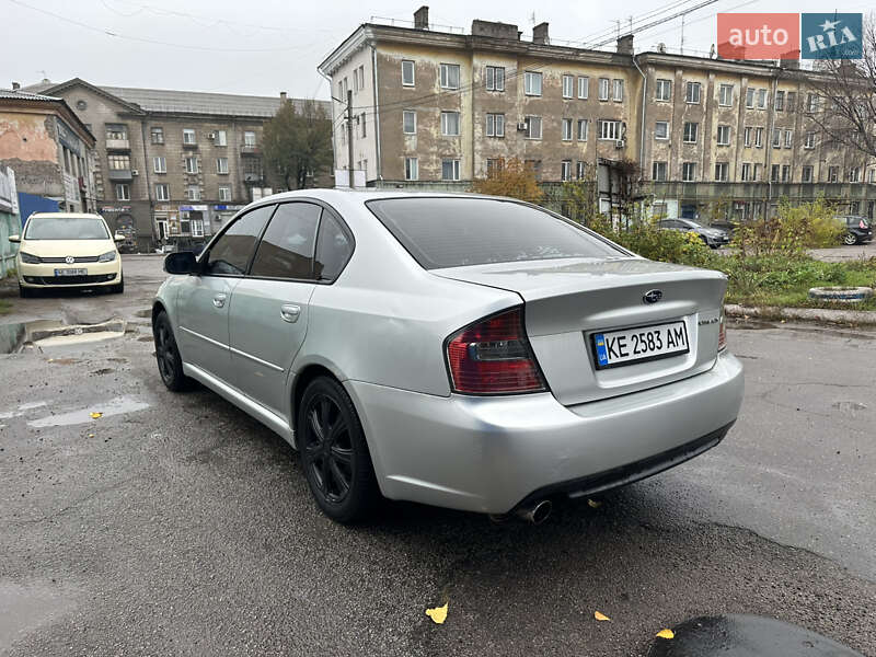 Седан Subaru Legacy 2004 в Каменском
