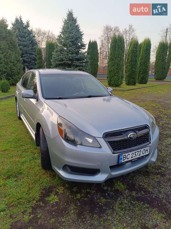 Subaru Legacy 2014