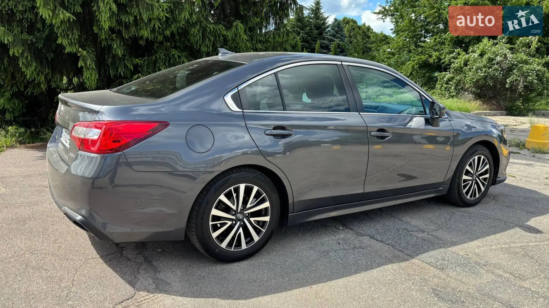 2017 Subaru Legacy - мініатюра 2
