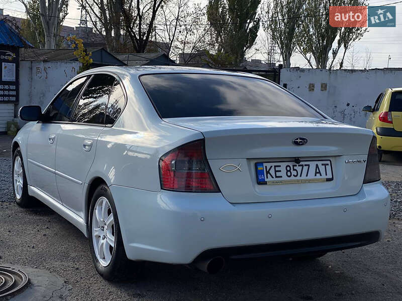 Седан Subaru Legacy 2004 в Днепре