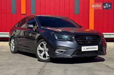 Седан Subaru Legacy 2015 в Киеве