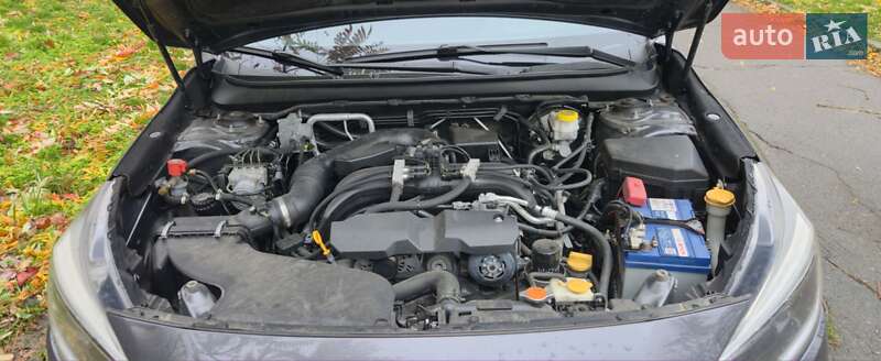 Седан Subaru Legacy 2018 в Киеве