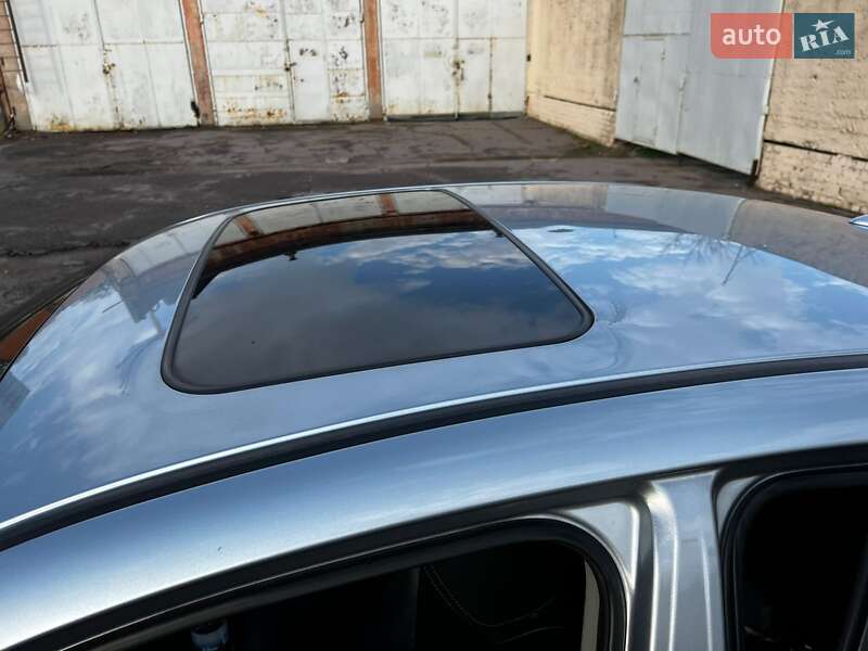 Седан Subaru Legacy 2015 в Дніпрі