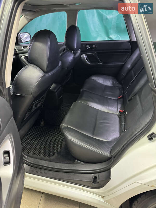 Седан Subaru Legacy 2008 в Ровно