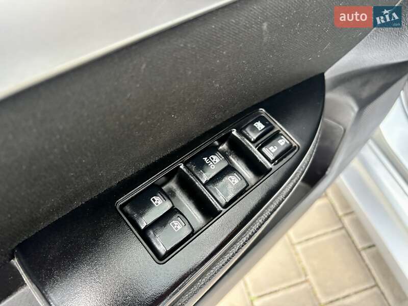 Седан Subaru Legacy 2012 в Одессе