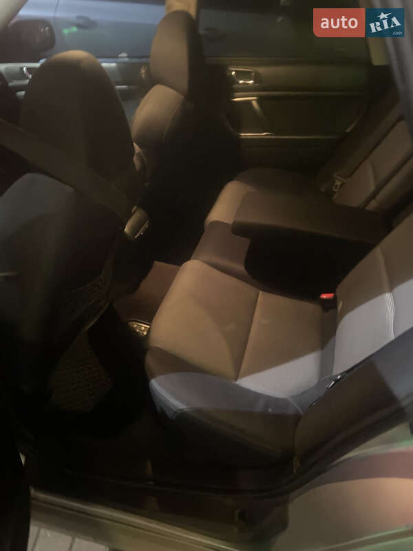 Седан Subaru Legacy 2006 в Києві