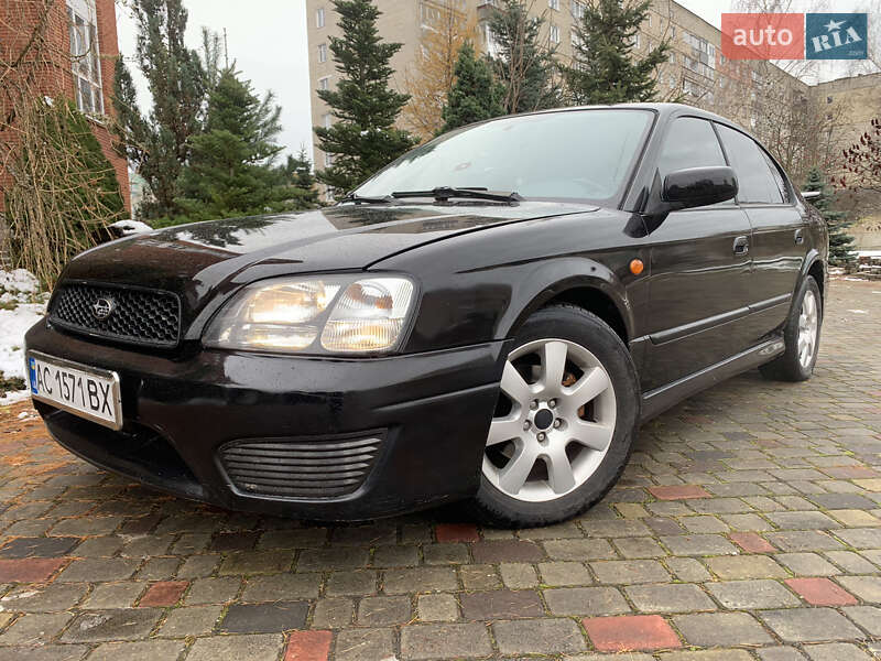 Седан Subaru Legacy 2003 в Нововолынске