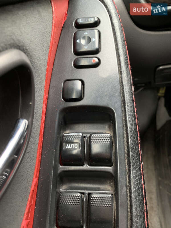 Седан Subaru Legacy 2003 в Нововолынске