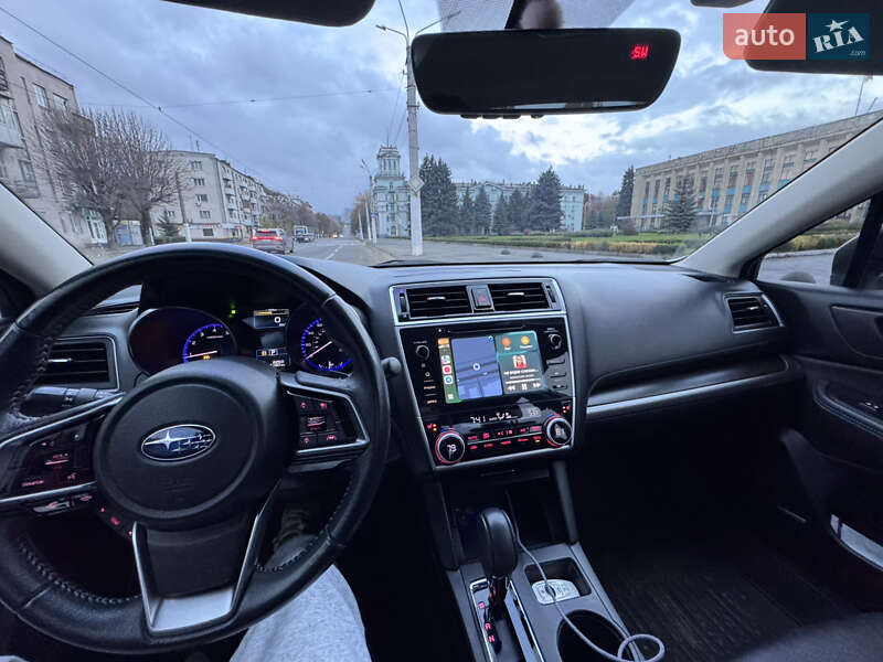 Седан Subaru Legacy 2019 в Каменском